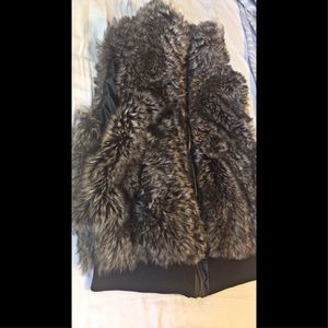 DOLLHOUSE fur vest